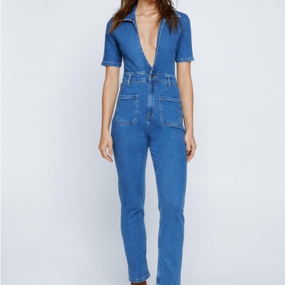 Nasty Gal Women’s Deep V Neck Denim Jumpsuit